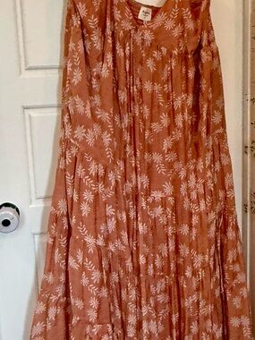 Women's Tiered Maxi Dress in Rust Floral by Mudd